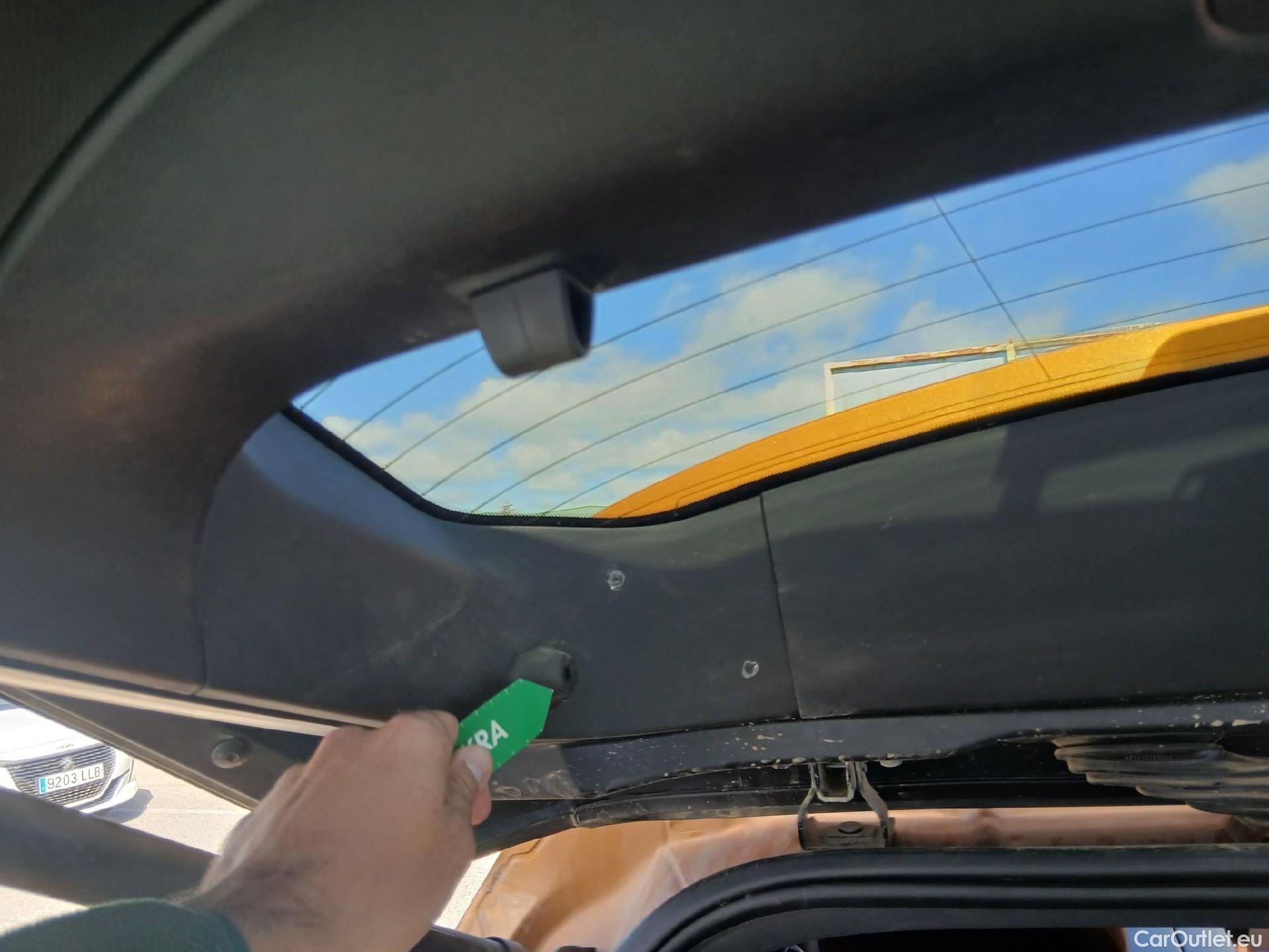  DS  DS7 DS DS 7 Crossback E-Tense / 2017 / 5P / todoterreno 1.6 E-Tense 300 GRAND CHIC Auto 4WD #36