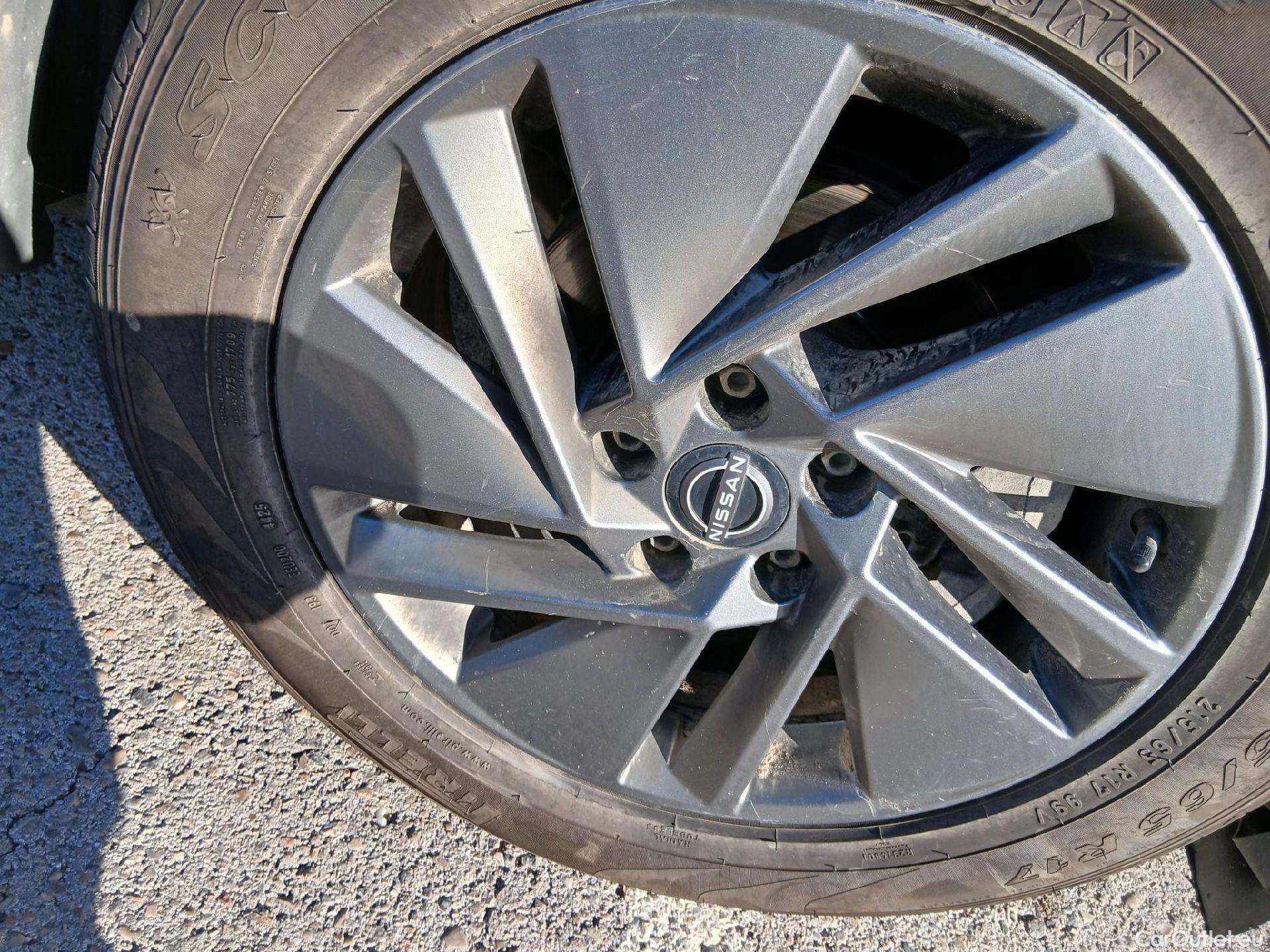  Nissan  Qashqai NISSAN  / 2021 / 5P / todoterreno DIG-T 103kW (140CV) mHEV 4x2 Acenta #31