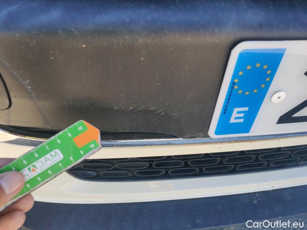  Mini  Cooper MINI MINI / 2014 / 5P / berlina con portón ONE 5 PUERTAS (CX) #17