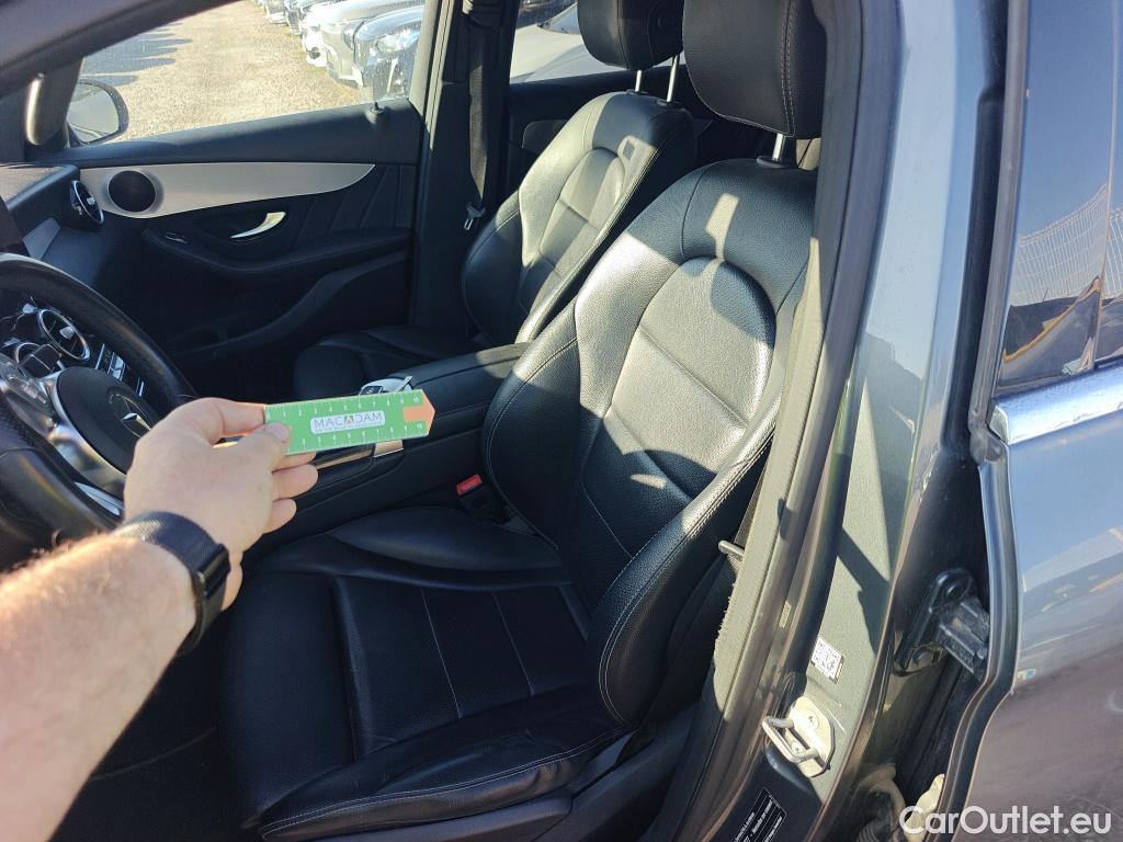  Mercedes  G-Klasee MERCEDES-BENZ GLC Coupé / 2019 / 5P / coupé GLC 300 de 4MATIC (AC) #24