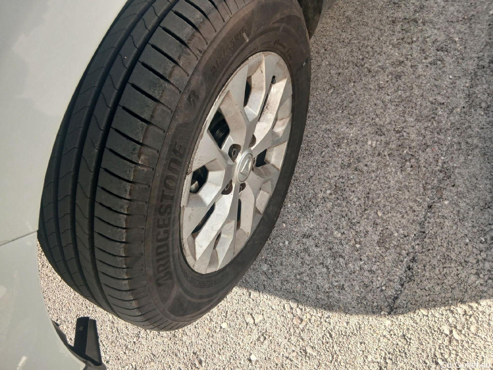  Dacia  Duster DACIA  / 2018 / 5P / todoterreno Comfort Blue dCi 85kW (115CV) 4X4 #7