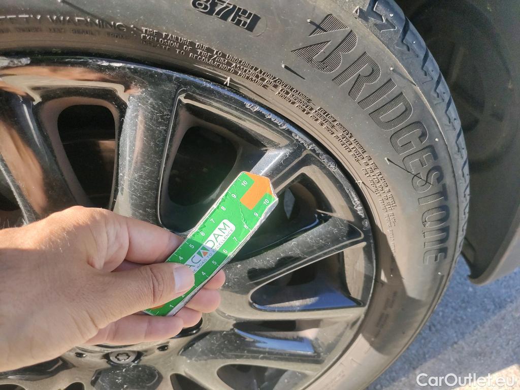  Mini  Cooper MINI MINI / 2014 / 5P / berlina con portón ONE 5 PUERTAS (CX) #6