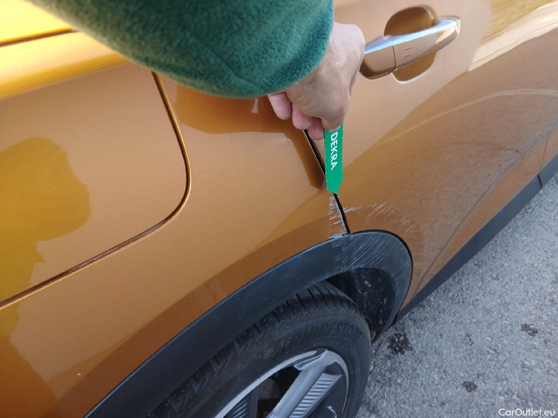  DS  DS7 DS DS 7 Crossback E-Tense / 2017 / 5P / todoterreno 1.6 E-Tense 300 GRAND CHIC Auto 4WD #20