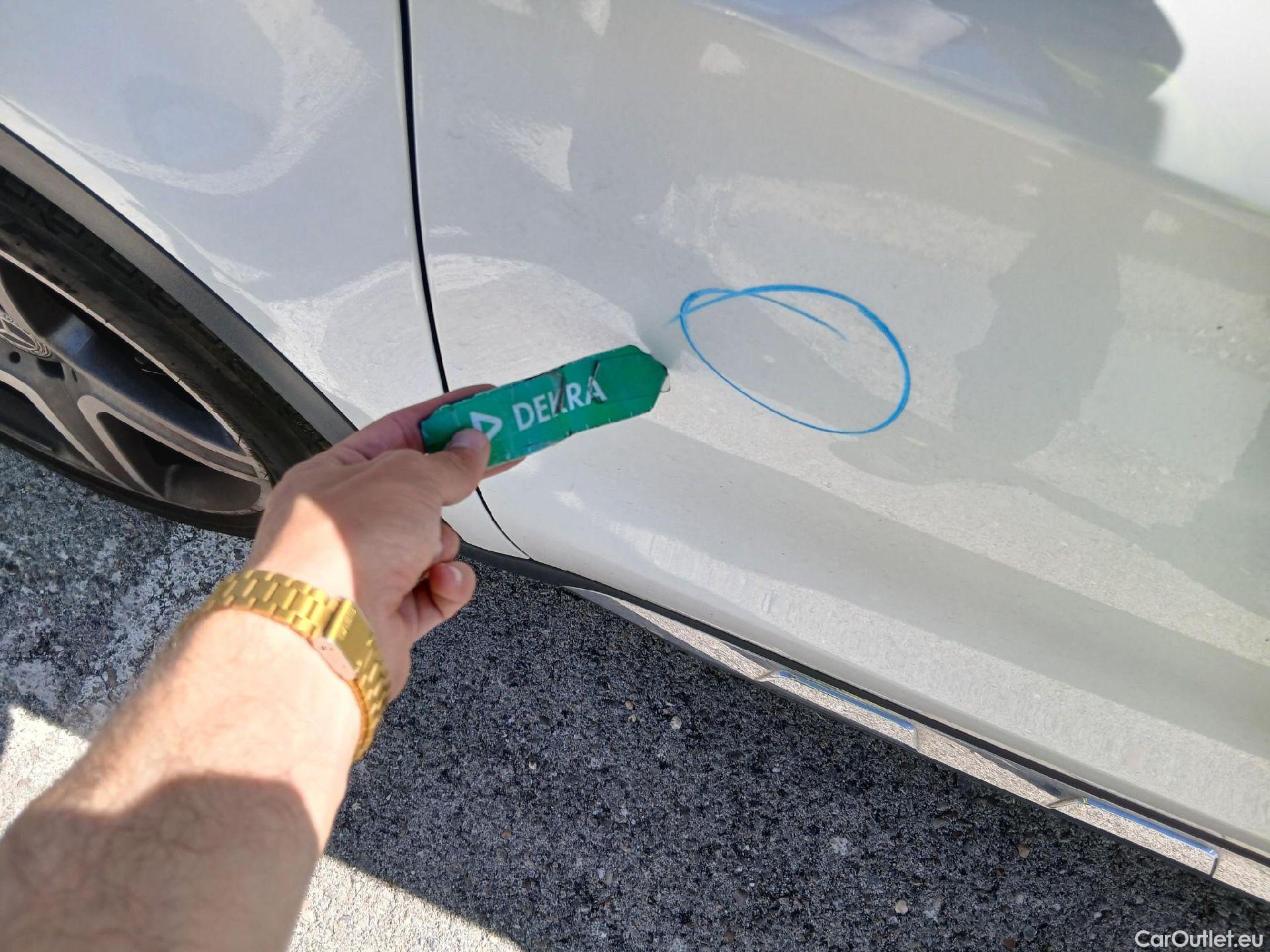  Mercedes  GLA MERCEDES-BENZ Clase  / 2017 / 5P / todoterreno  200 d #17