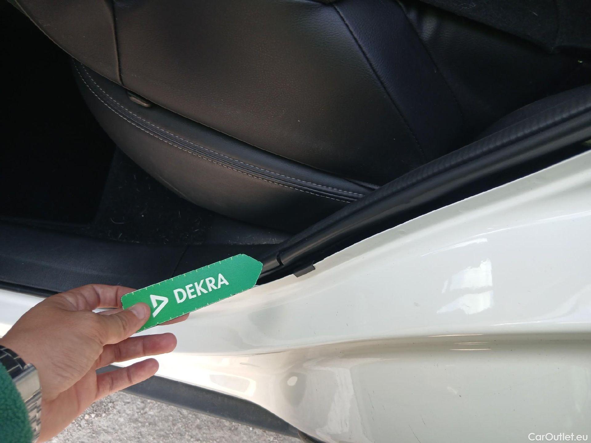  Mazda  CX-3 MAZDA  / 2015 / 5P / todoterreno 1.8 D 85kW (115CV) 2WD Zenith #30