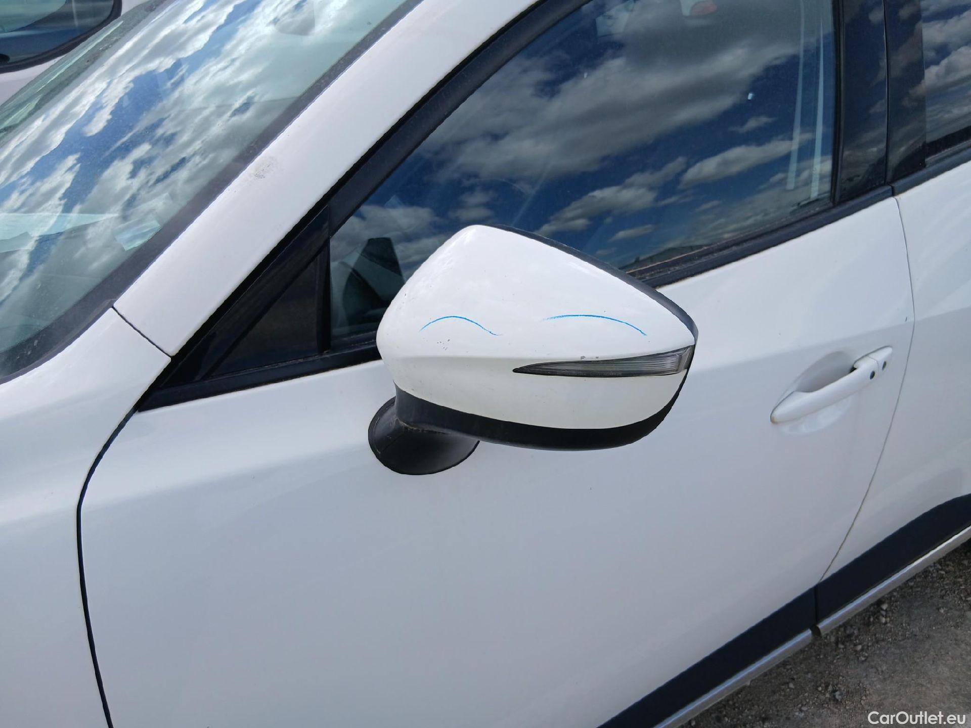  Mazda  CX-3 MAZDA  / 2015 / 5P / todoterreno 1.8 D 85kW (115CV) 2WD Zenith #11