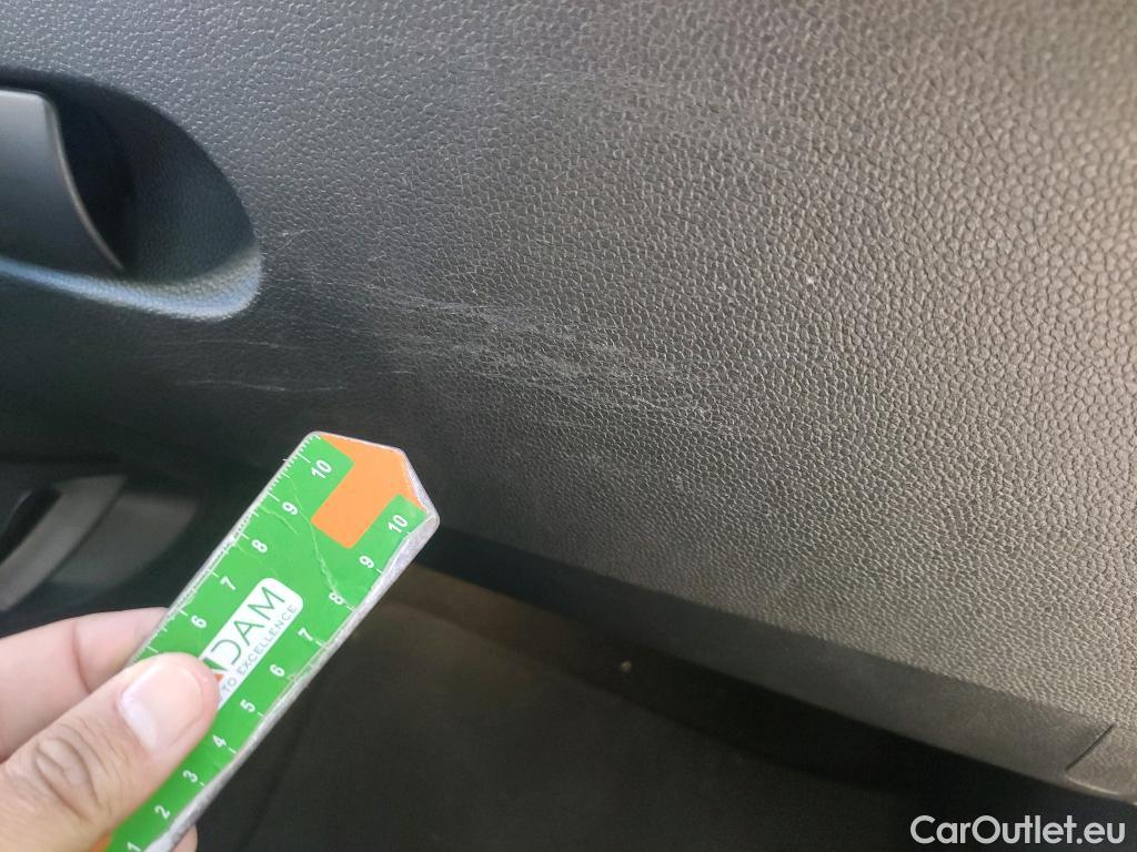  Mini  Cooper MINI MINI / 2014 / 5P / berlina con portón ONE 5 PUERTAS (CX) #11