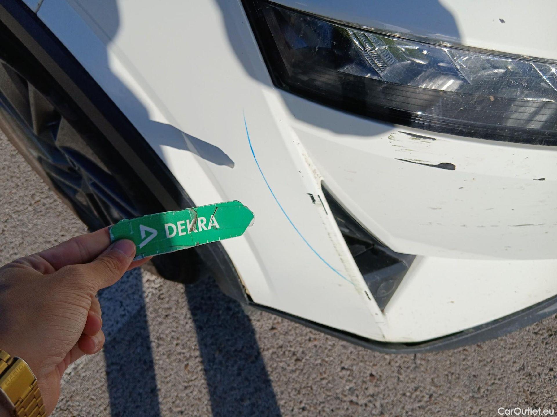  Nissan  Qashqai NISSAN  / 2021 / 5P / todoterreno DIG-T 103kW (140CV) mHEV 4x2 Acenta #5