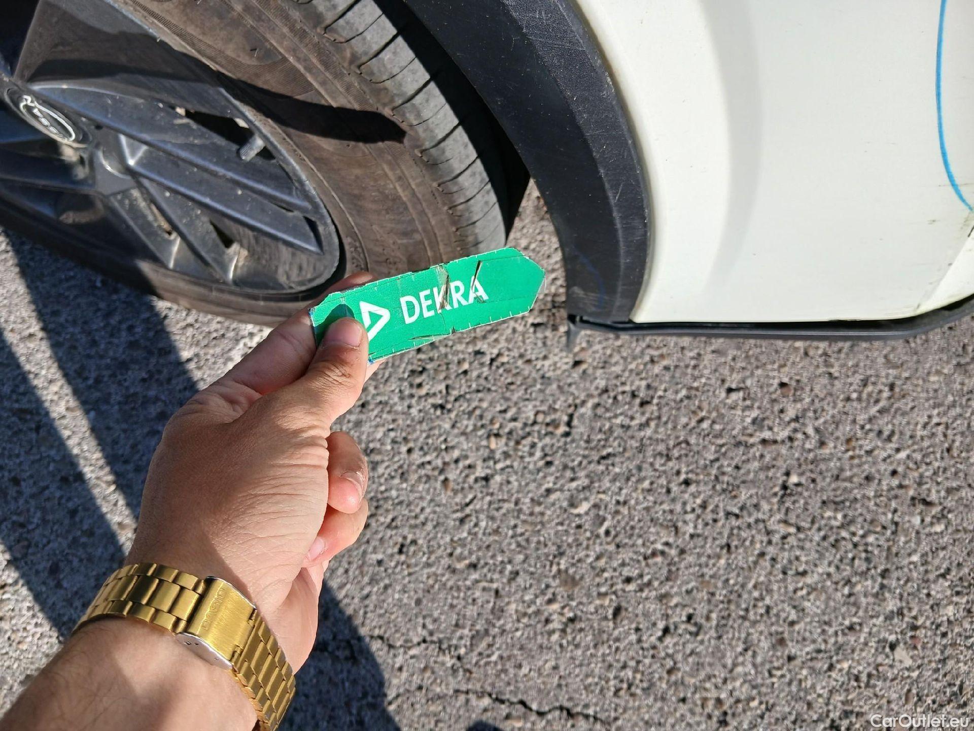  Nissan  Qashqai NISSAN  / 2021 / 5P / todoterreno DIG-T 103kW (140CV) mHEV 4x2 Acenta #29