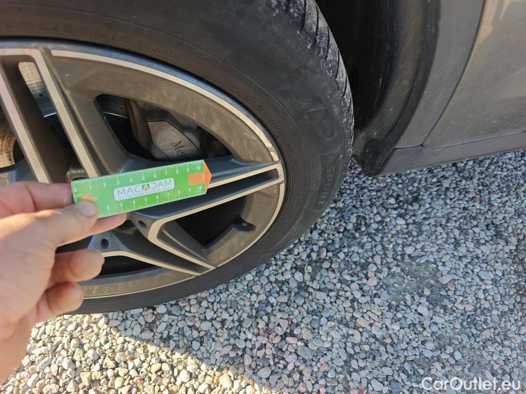  Mercedes  G-Klasee MERCEDES-BENZ GLC Coupé / 2019 / 5P / coupé GLC 300 de 4MATIC (AC) #8