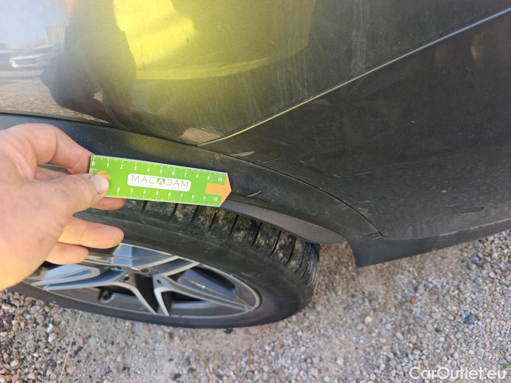  Mercedes  G-Klasee MERCEDES-BENZ GLC Coupé / 2019 / 5P / coupé GLC 300 de 4MATIC (AC) #43