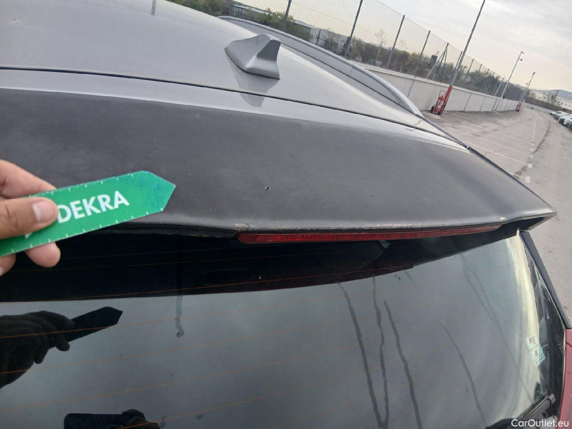  KIA  Niro KIA  / 2019 / 5P / crossover 1.6 GDi HEV 104kW (141CV) Drive #15