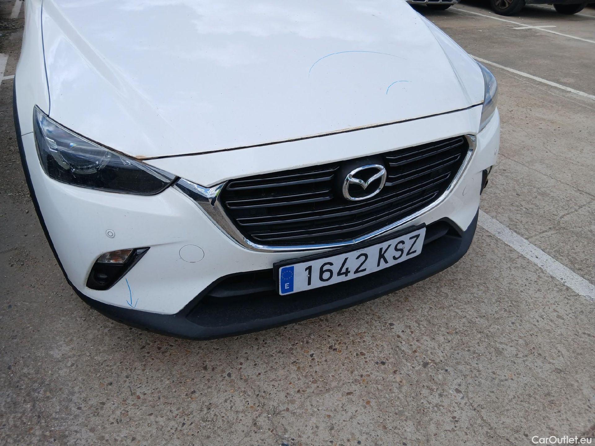  Mazda  CX-3 MAZDA  / 2015 / 5P / todoterreno 1.8 D 85kW (115CV) 2WD Zenith #6