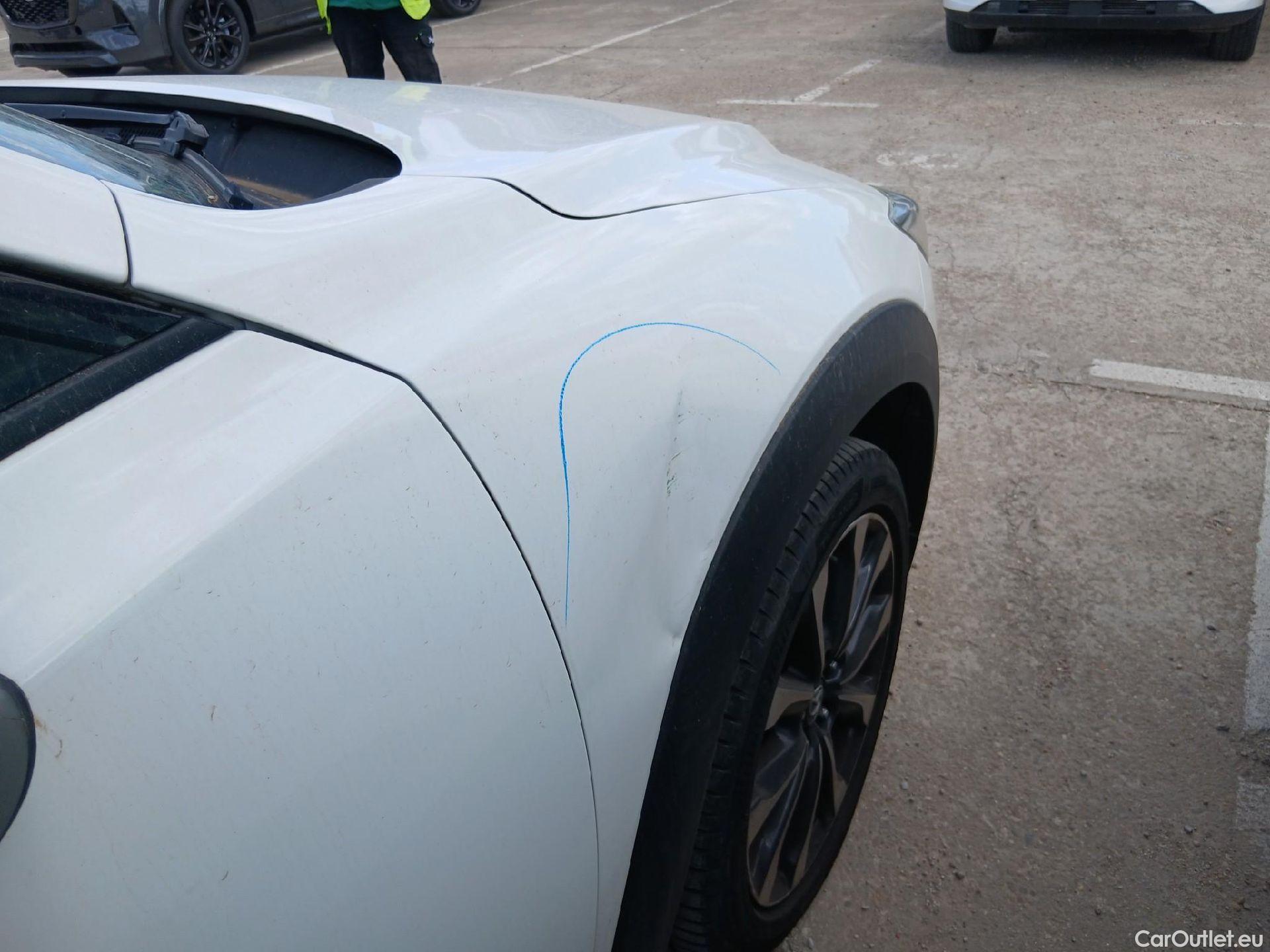  Mazda  CX-3 MAZDA  / 2015 / 5P / todoterreno 1.8 D 85kW (115CV) 2WD Zenith #24