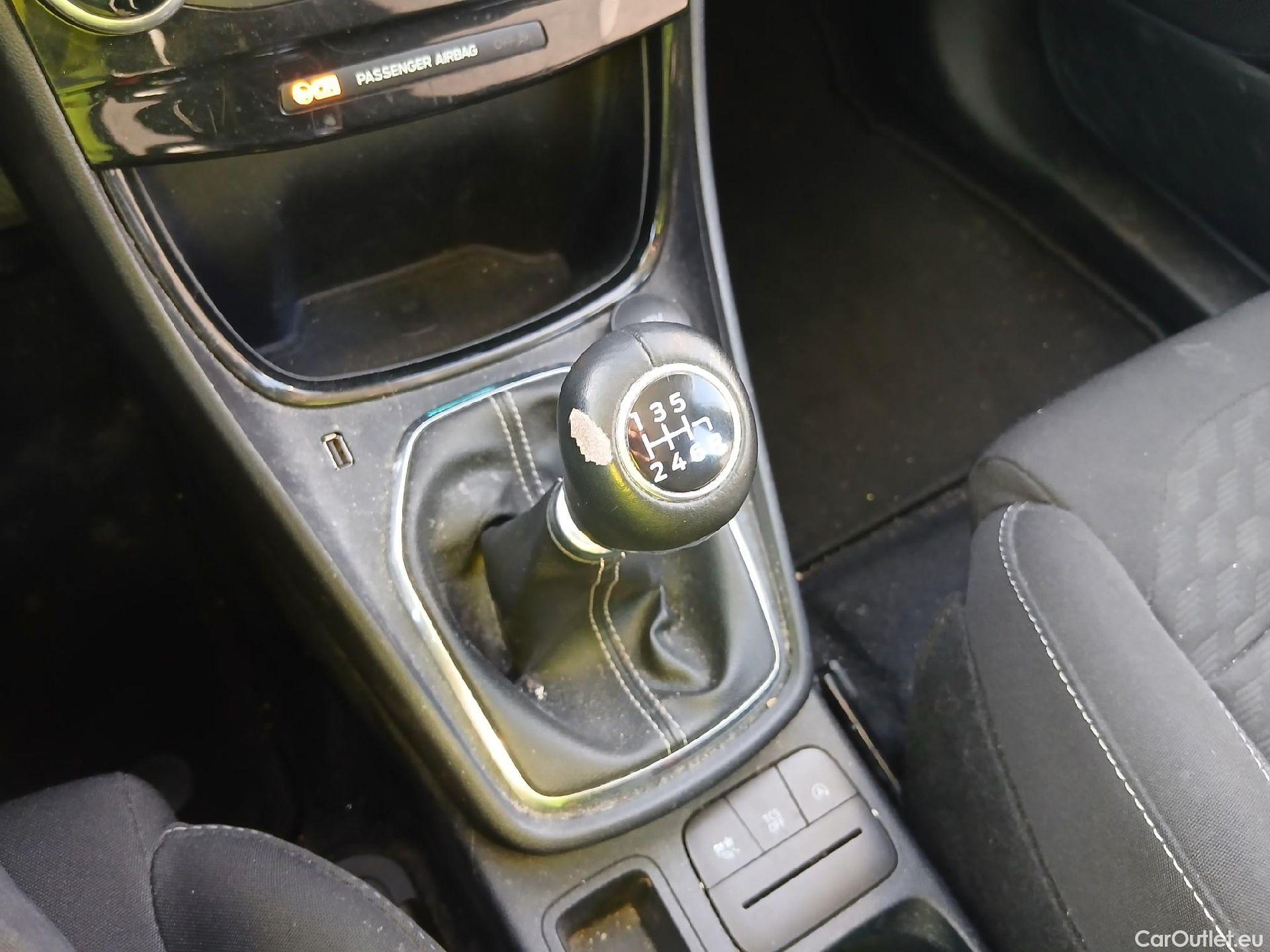  Ford  Puma FORD  / 2019 / 5P / todoterreno 1.0 EcoBoost 125cv Titanium MHEV #2