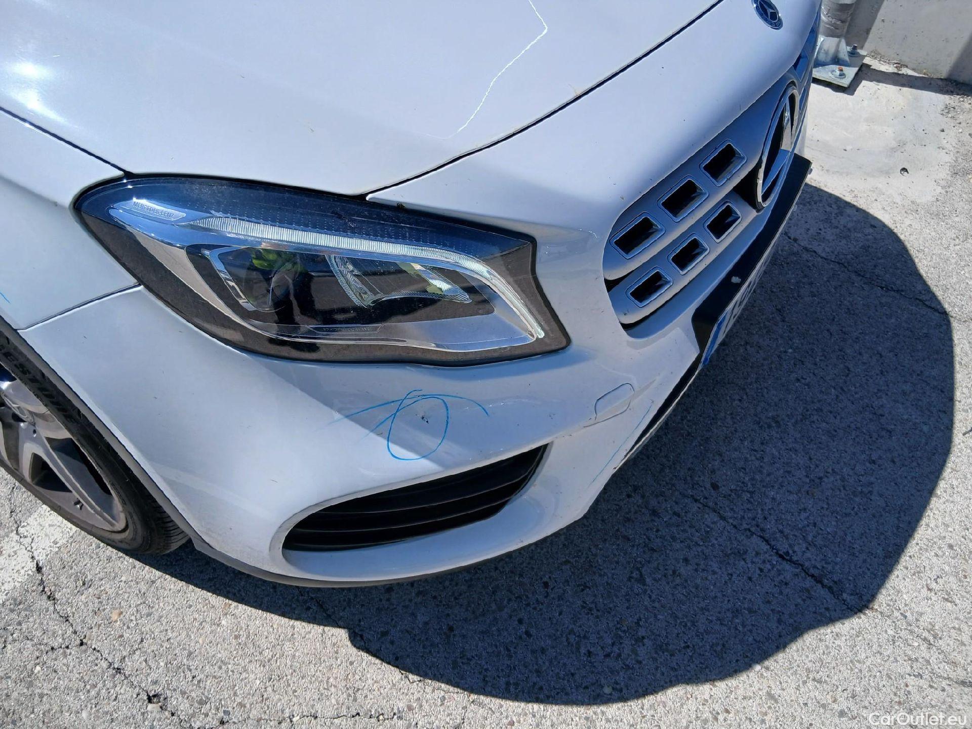  Mercedes  GLA MERCEDES-BENZ Clase  / 2017 / 5P / todoterreno  200 d #6