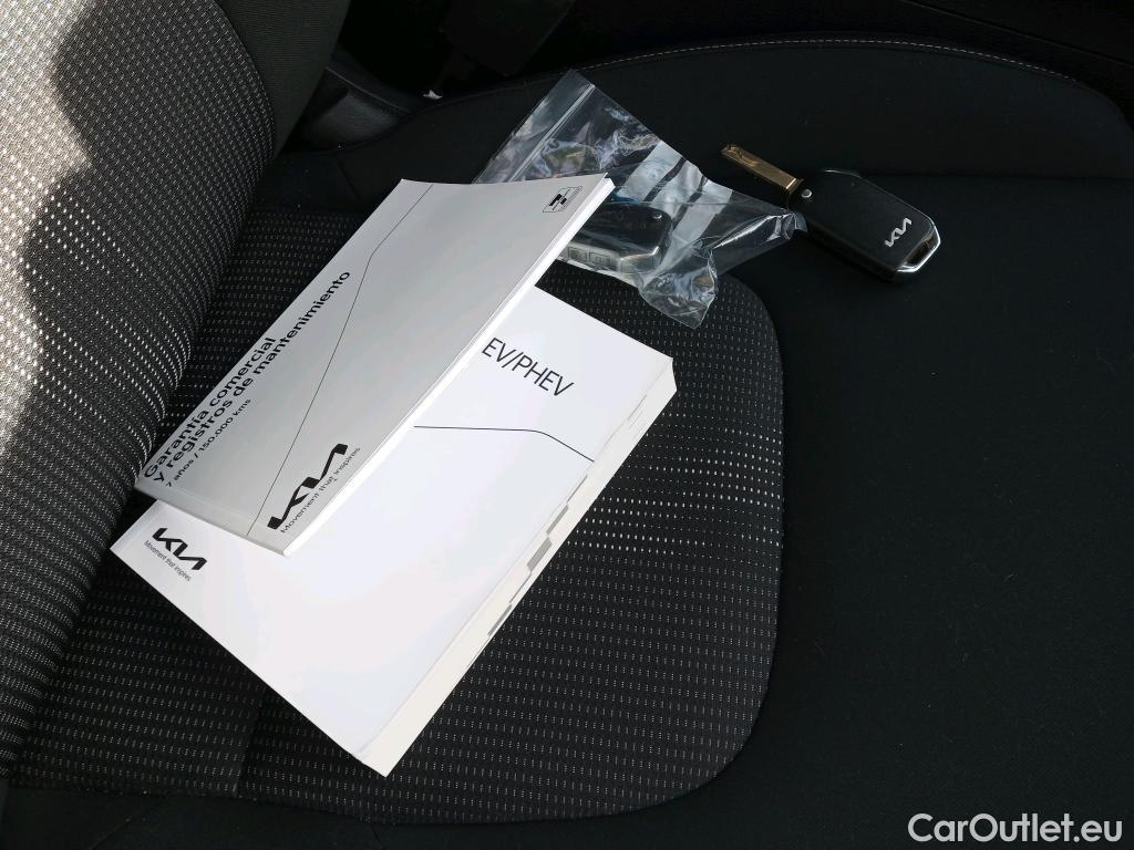  KIA  Sportage KIA  / 2022 / 5P / todoterreno 1.6 T-GDi HEV 171kW (230CV) Drive 4X2 #10