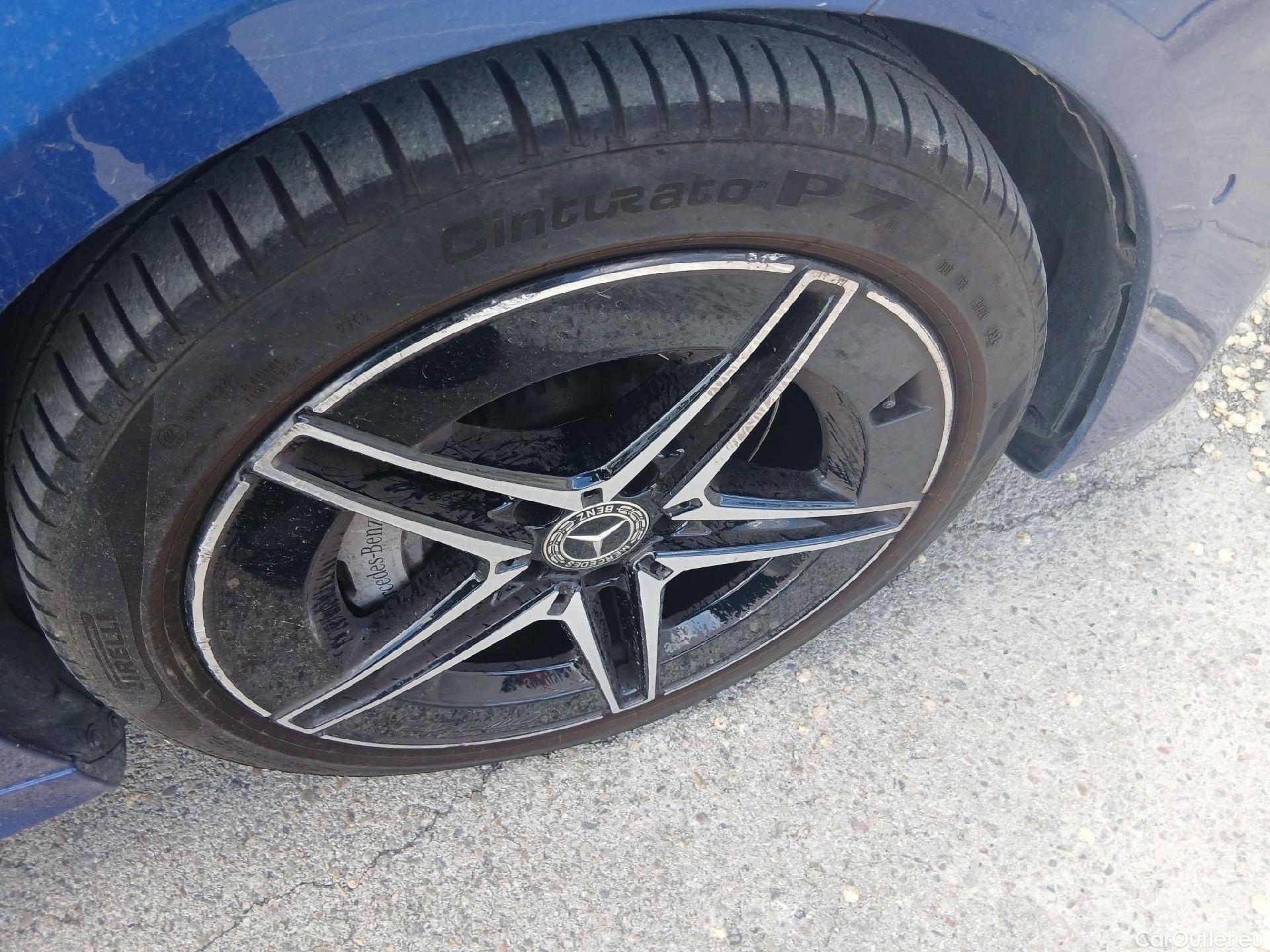  Mercedes  C-Klasse MERCEDES-BENZ Clase C / 2021 / 5P / familiar C 220 d Estate #37