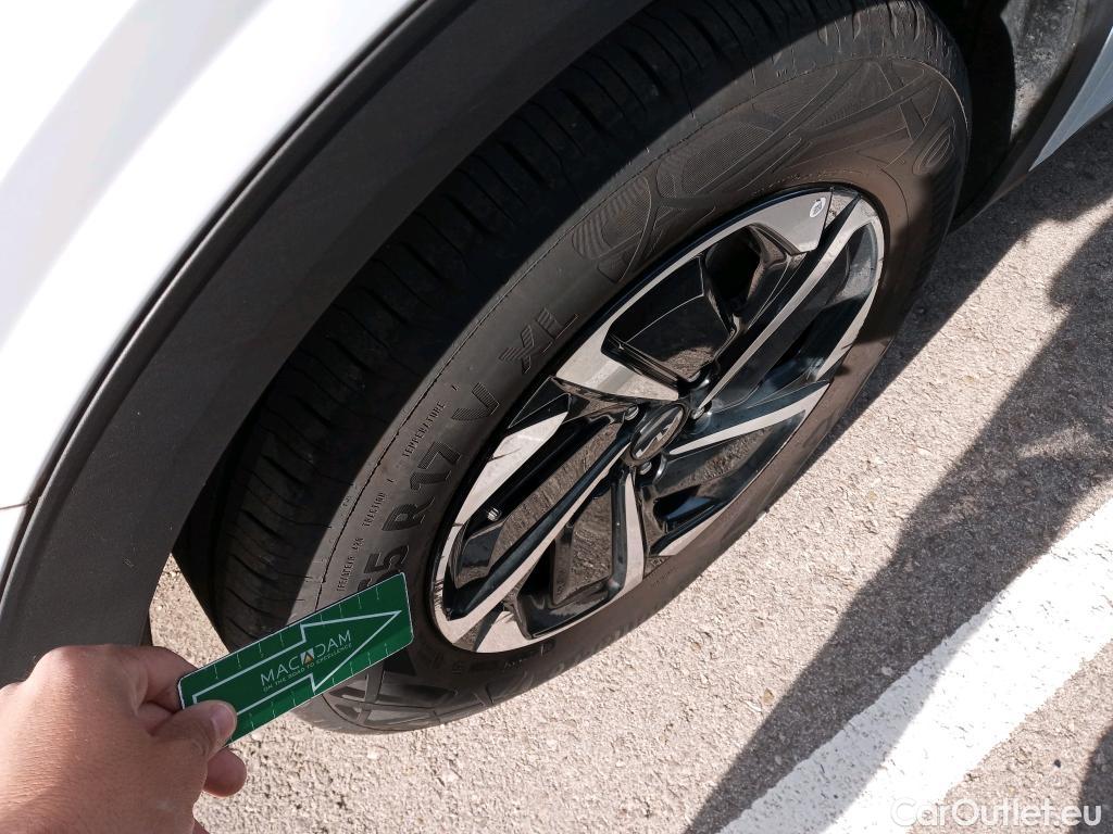  KIA  Sportage KIA  / 2022 / 5P / todoterreno 1.6 T-GDi HEV 171kW (230CV) Drive 4X2 #4