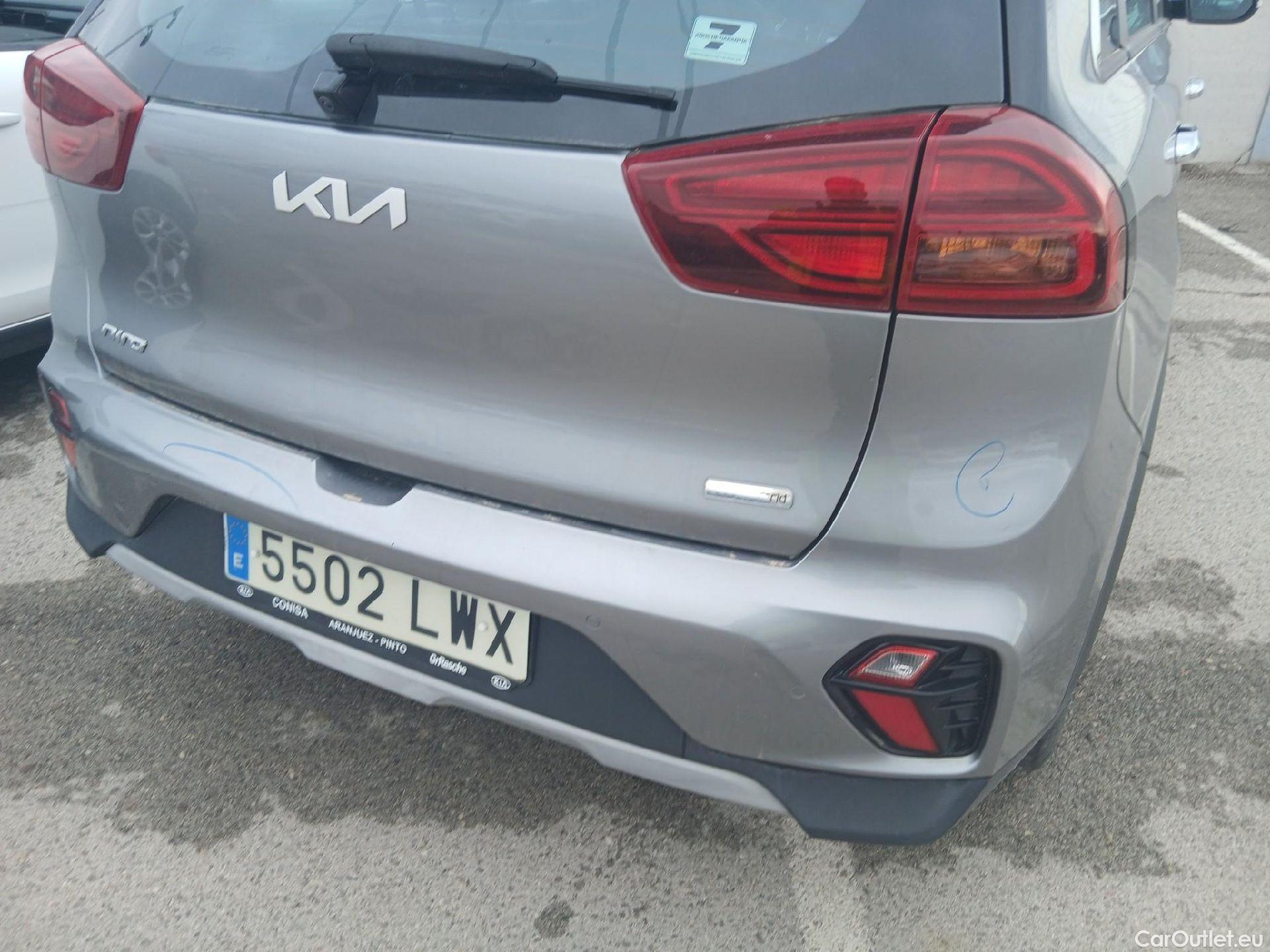  KIA  Niro KIA  / 2019 / 5P / crossover 1.6 GDi HEV 104kW (141CV) Drive #14