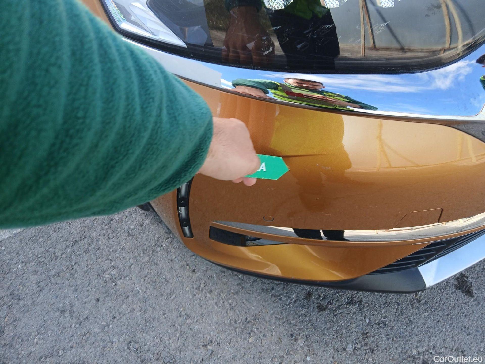  DS  DS7 DS DS 7 Crossback E-Tense / 2017 / 5P / todoterreno 1.6 E-Tense 300 GRAND CHIC Auto 4WD #2