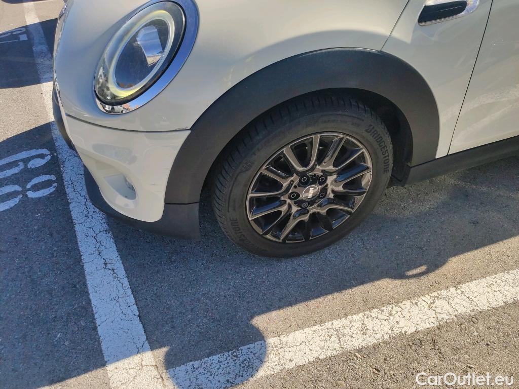  Mini  Cooper MINI MINI / 2014 / 5P / berlina con portón ONE 5 PUERTAS (CX) #24