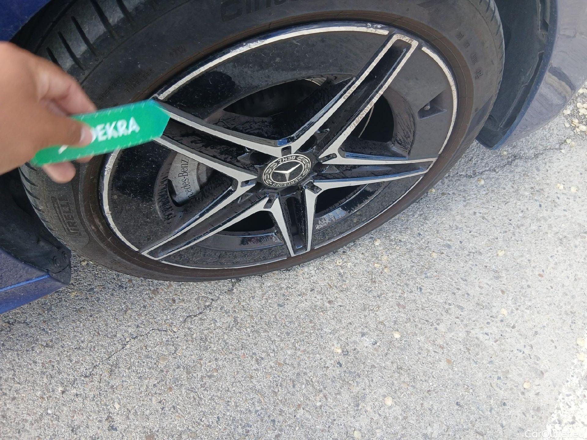  Mercedes  C-Klasse MERCEDES-BENZ Clase C / 2021 / 5P / familiar C 220 d Estate #36