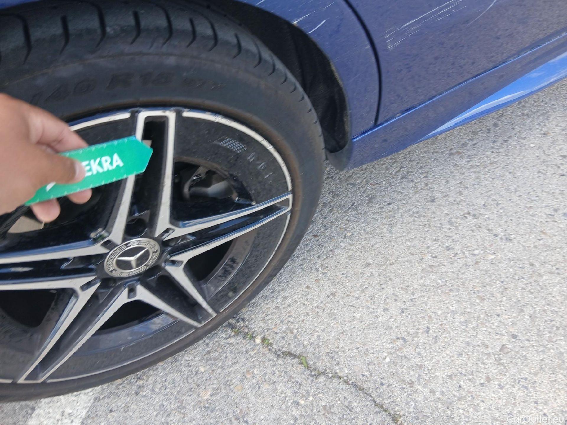  Mercedes  C-Klasse MERCEDES-BENZ Clase C / 2021 / 5P / familiar C 220 d Estate #27