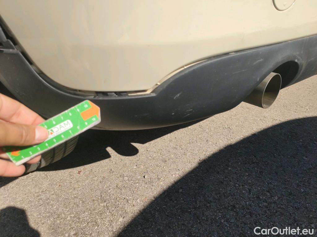  Mini  Cooper MINI MINI / 2014 / 5P / berlina con portón ONE 5 PUERTAS (CX) #9