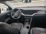  KIA  Niro KIA  / 2019 / 5P / crossover 1.6 GDi HEV 104kW (141CV) Drive #3