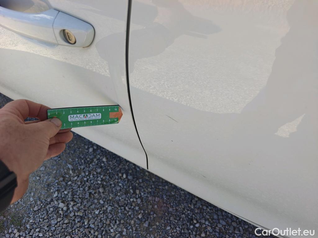  Opel  Corsa OPEL  1.2T XHL 74kW (100CV) Elegance #18