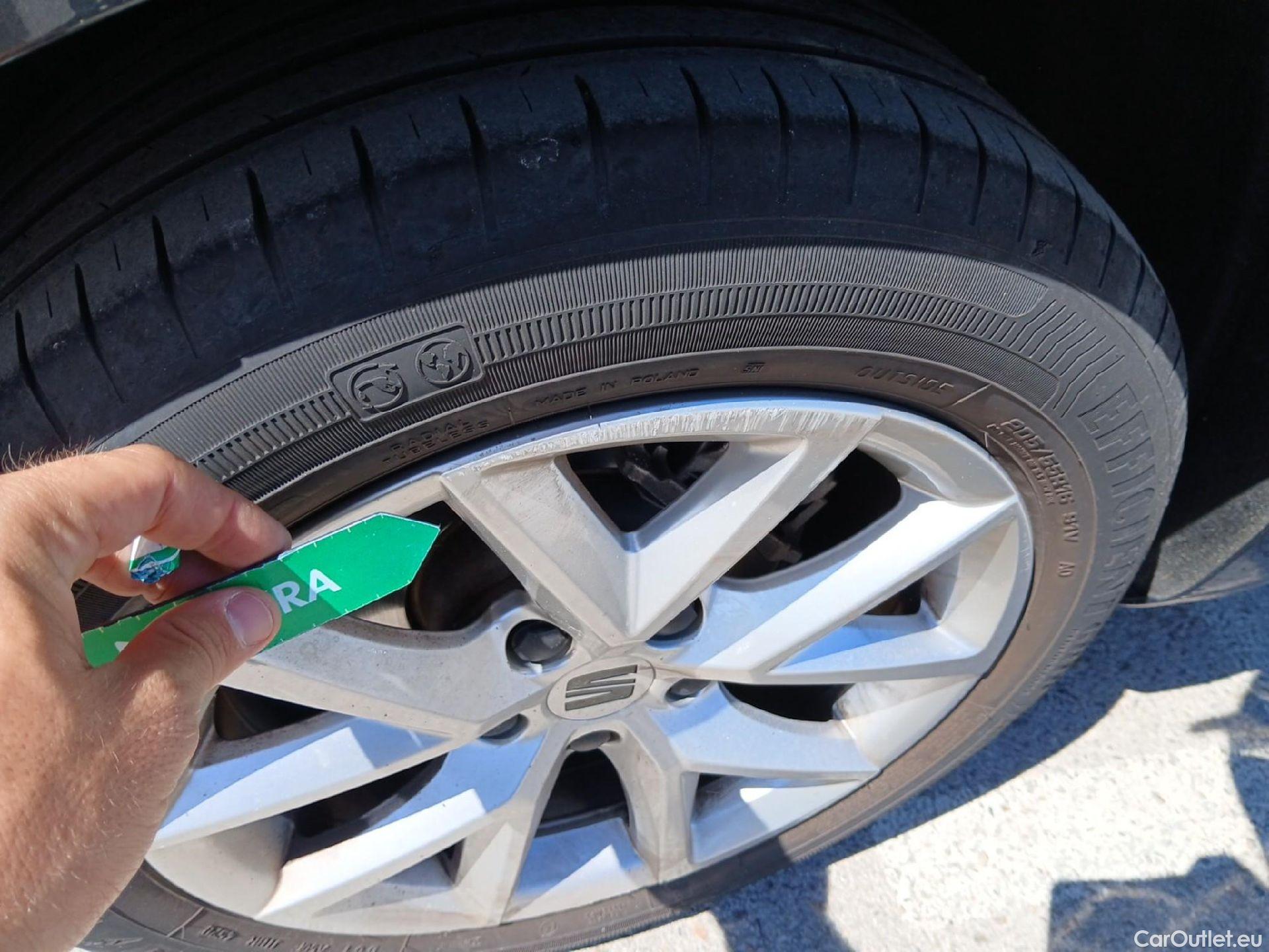  Seat  Leon SEAT Nuevo León / 2020 / 5P / berlina con portón 1.0 TSI 81kW S&S Style Go (AC) #20