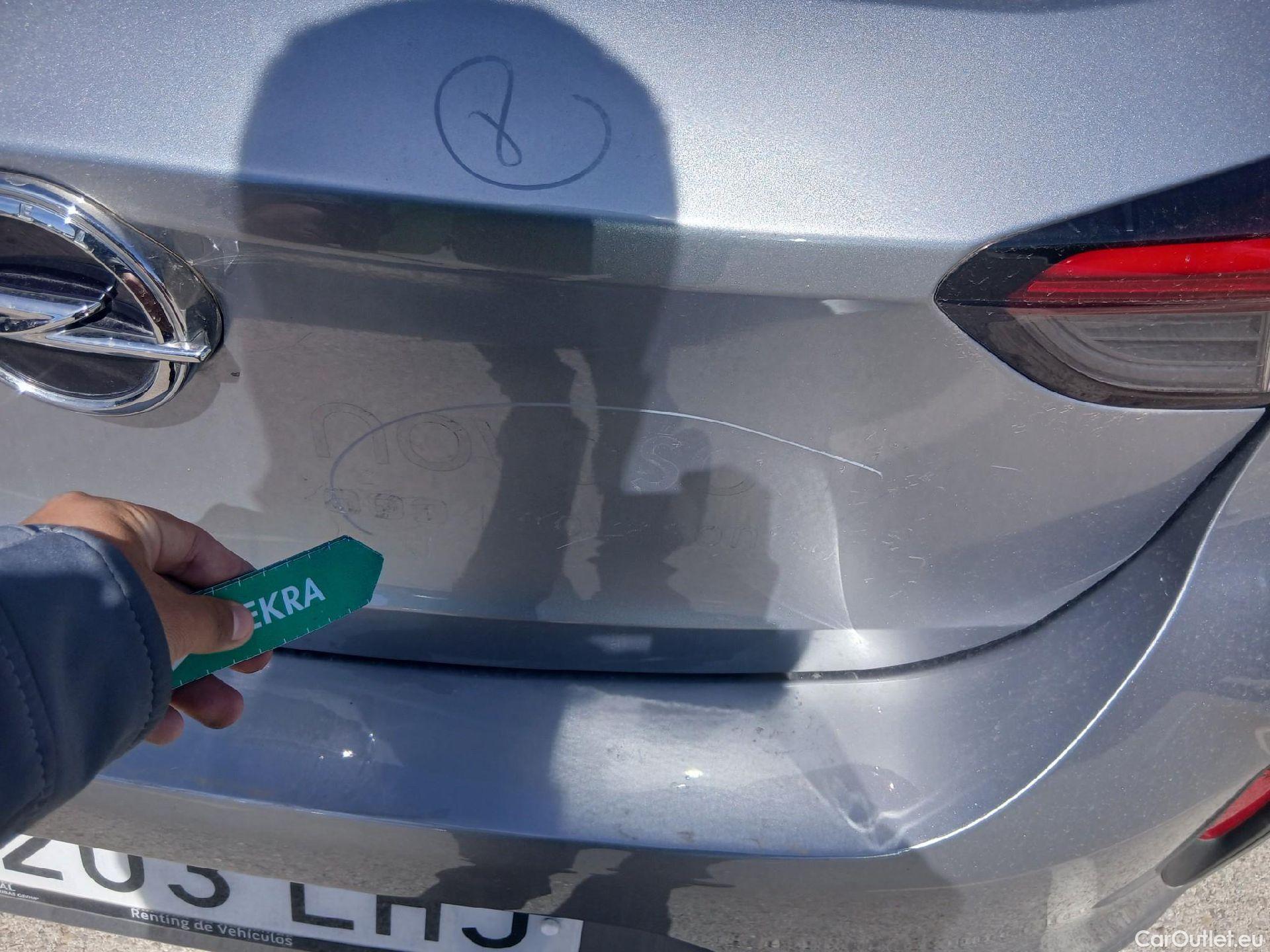  Opel  Corsa OPEL  / 2019 / 5P / berlina con portón 1.2T XHL 74kW (100CV) GS-Line #27