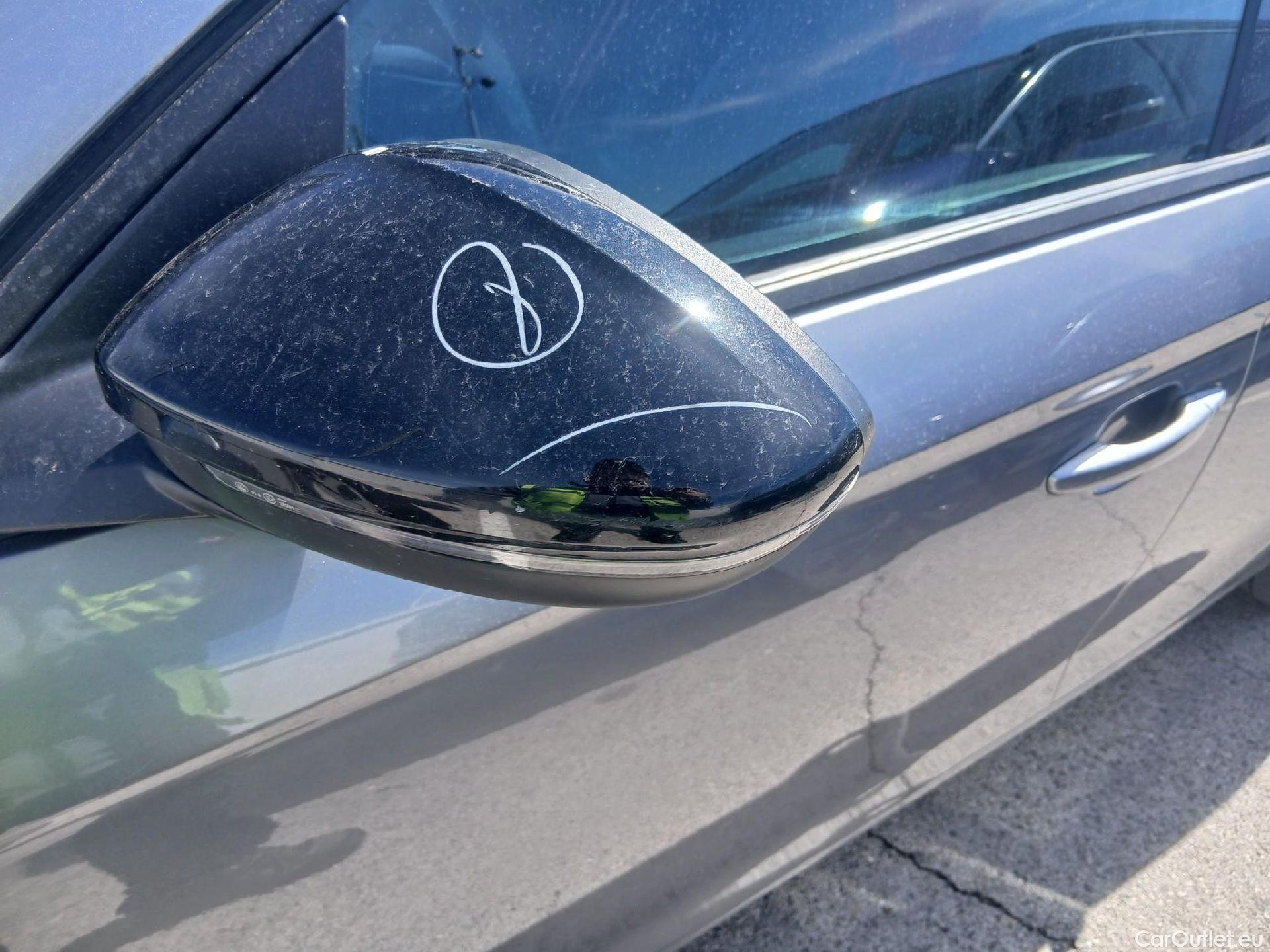  Opel  Corsa OPEL  / 2019 / 5P / berlina con portón 1.2T XHL 74kW (100CV) GS-Line #23