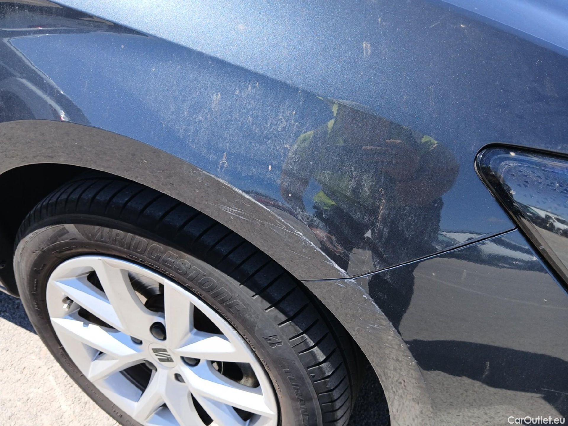  Seat  Leon SEAT Nuevo León / 2020 / 5P / berlina con portón 1.0 TSI 81kW S&S Style Go (AC) #4