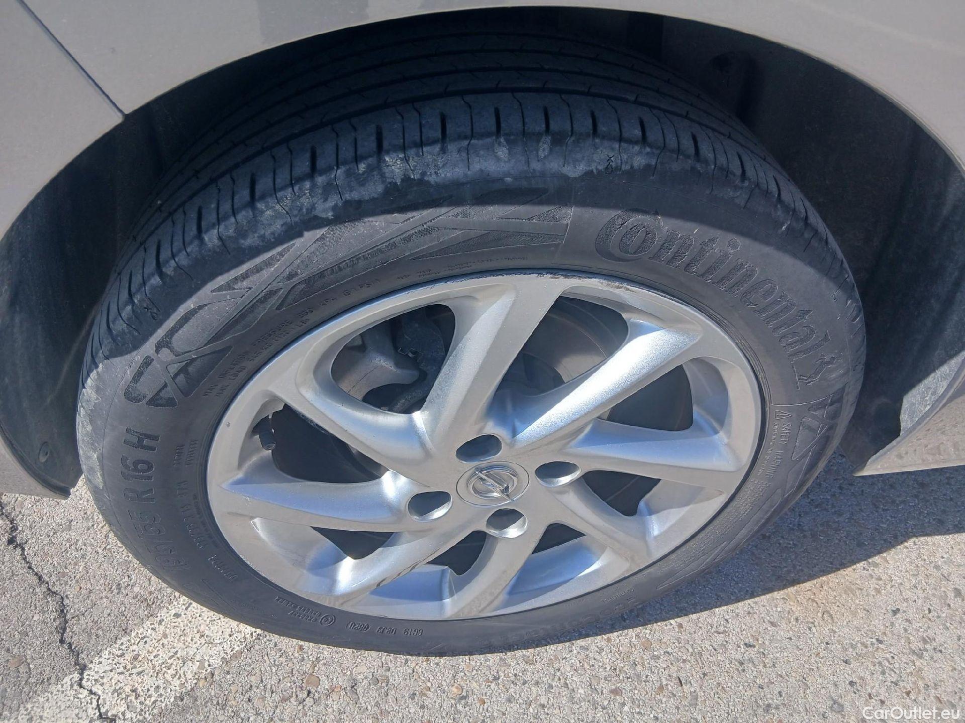  Opel  Corsa OPEL  / 2019 / 5P / berlina con portón 1.2T XHL 74kW (100CV) GS-Line #31