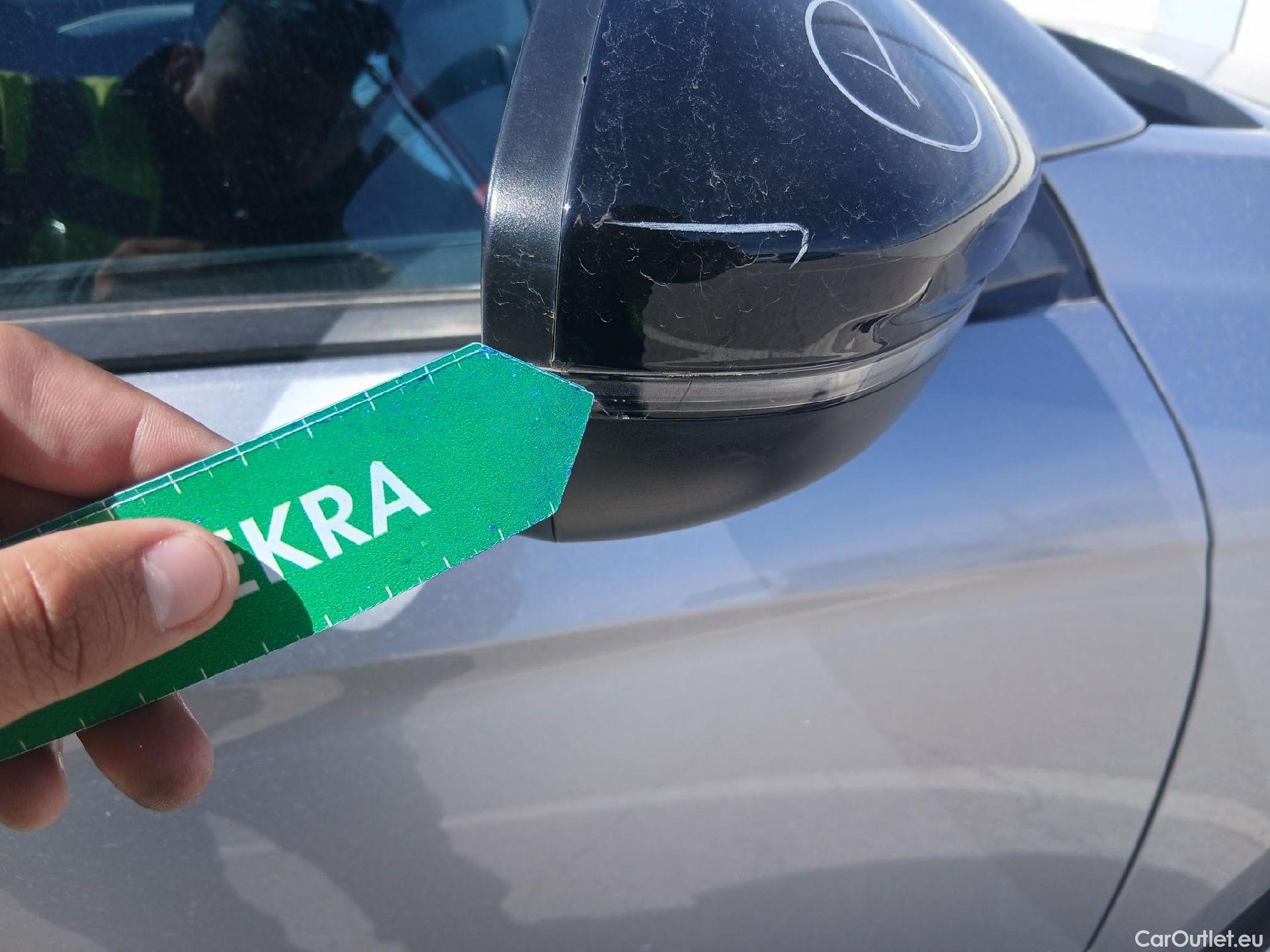  Opel  Corsa OPEL  / 2019 / 5P / berlina con portón 1.2T XHL 74kW (100CV) GS-Line #38