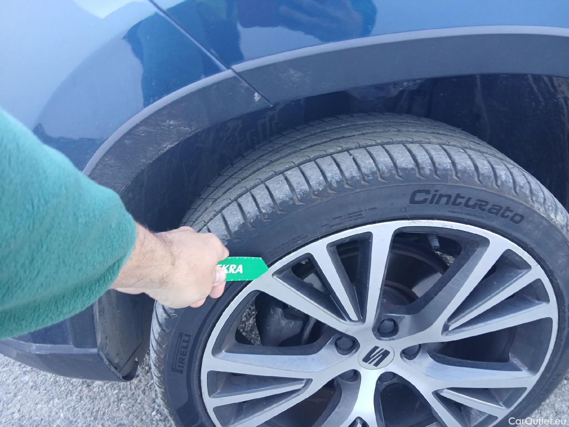  Seat  ATECA SEAT  / 2016 / 5P / todoterreno 1.5 TSI 110kW DSG X-Perience Go L(SP) #4