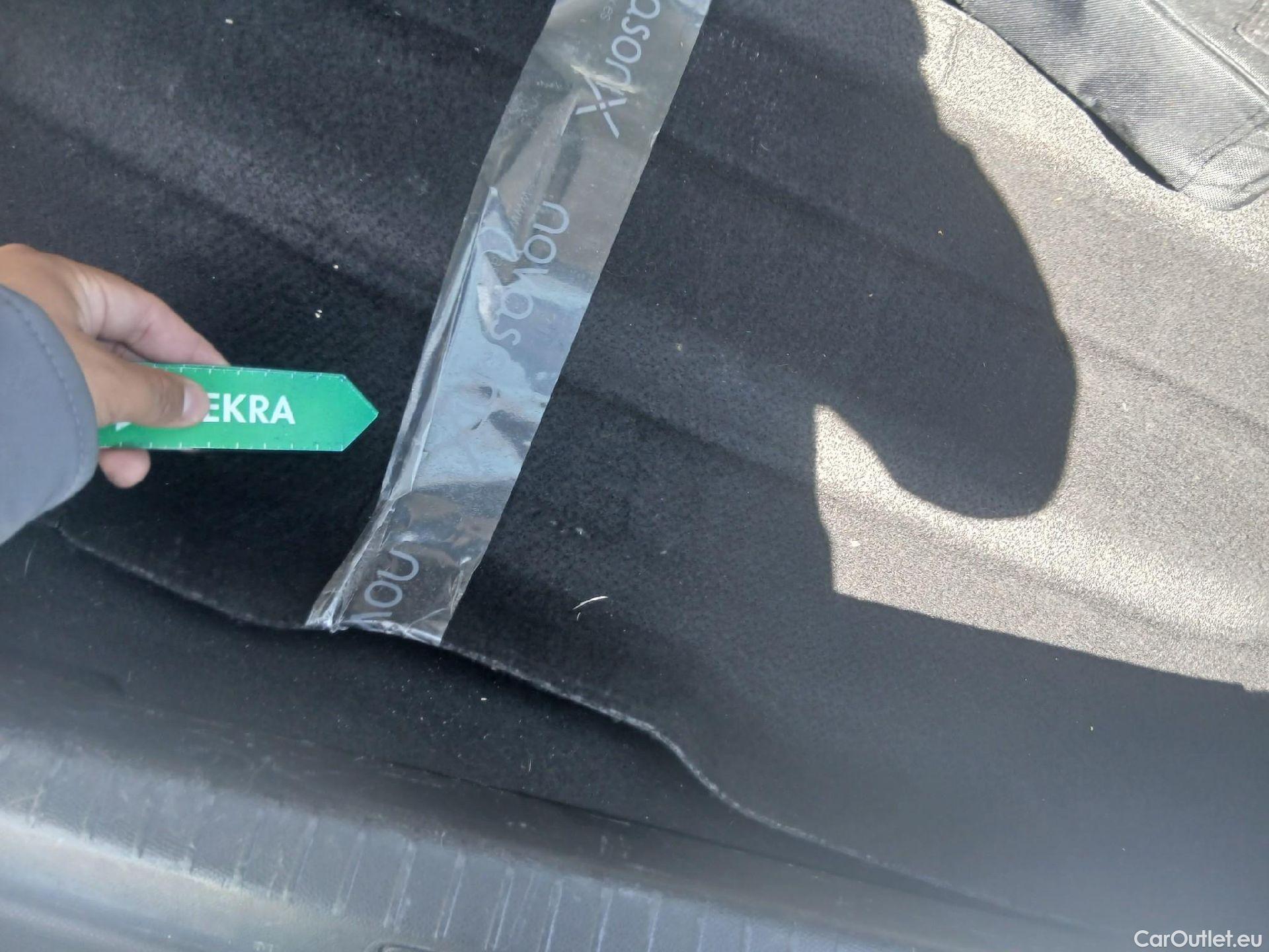  Opel  Corsa OPEL  / 2019 / 5P / berlina con portón 1.2T XHL 74kW (100CV) GS-Line #10