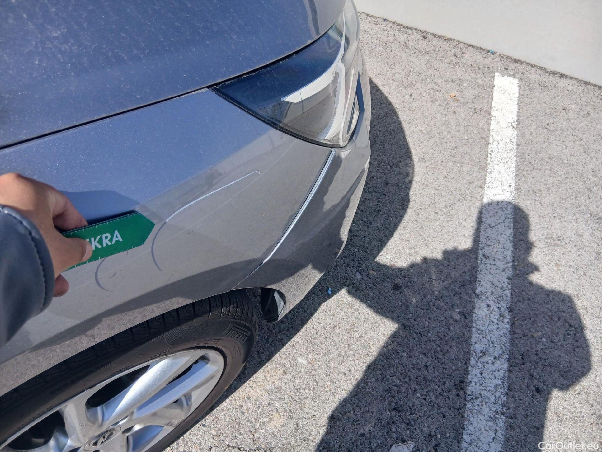  Opel  Corsa OPEL  / 2019 / 5P / berlina con portón 1.2T XHL 74kW (100CV) GS-Line #42