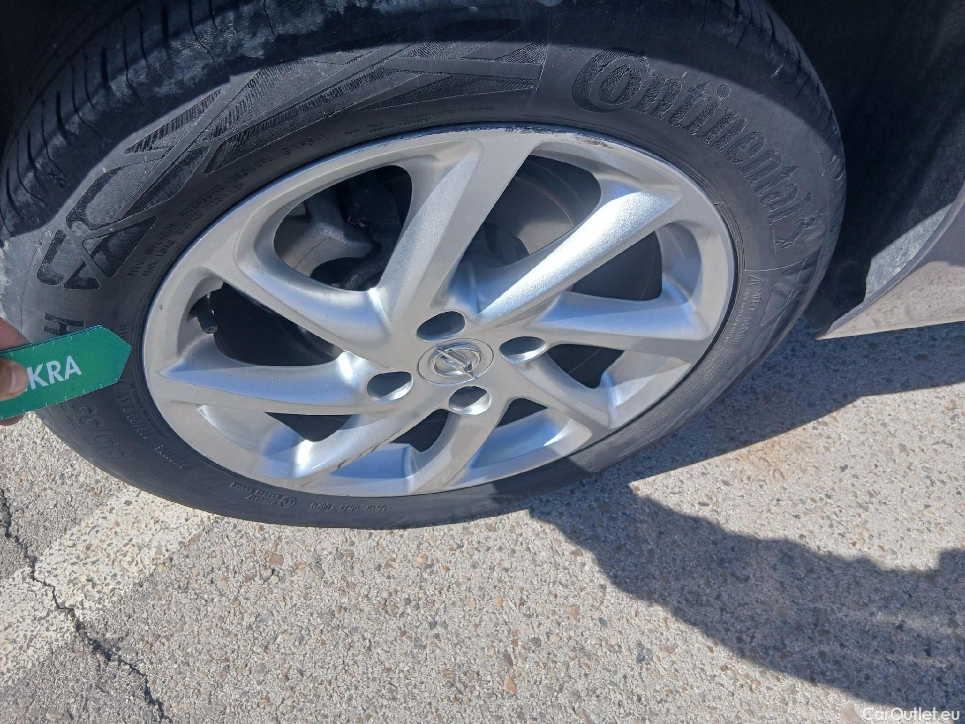  Opel  Corsa OPEL  / 2019 / 5P / berlina con portón 1.2T XHL 74kW (100CV) GS-Line #30