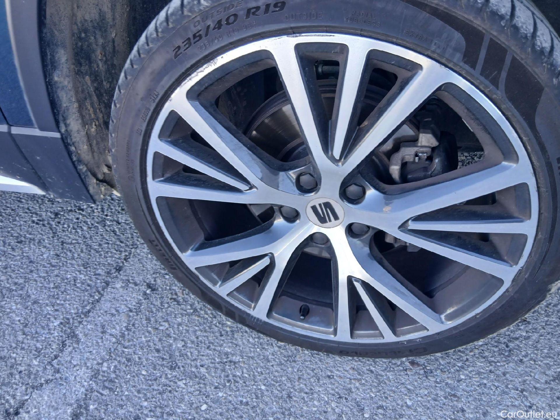  Seat  ATECA SEAT  / 2016 / 5P / todoterreno 1.5 TSI 110kW DSG X-Perience Go L(SP) #31