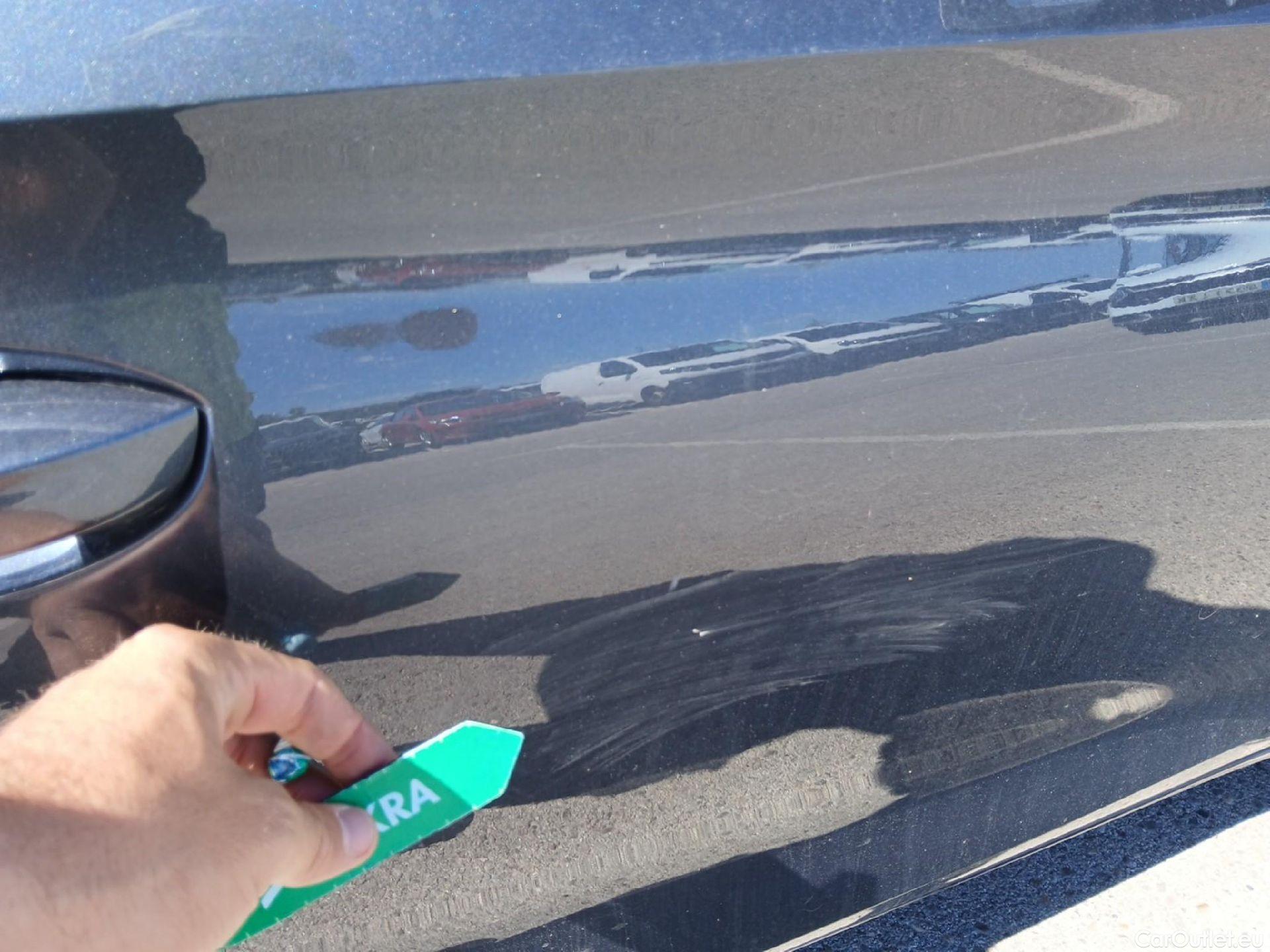  Seat  Leon SEAT Nuevo León / 2020 / 5P / berlina con portón 1.0 TSI 81kW S&S Style Go (AC) #21