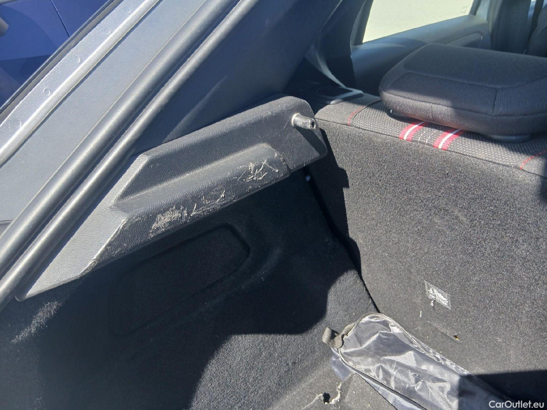  Opel  Corsa OPEL  / 2019 / 5P / berlina con portón 1.2T XHL 74kW (100CV) GS-Line #11