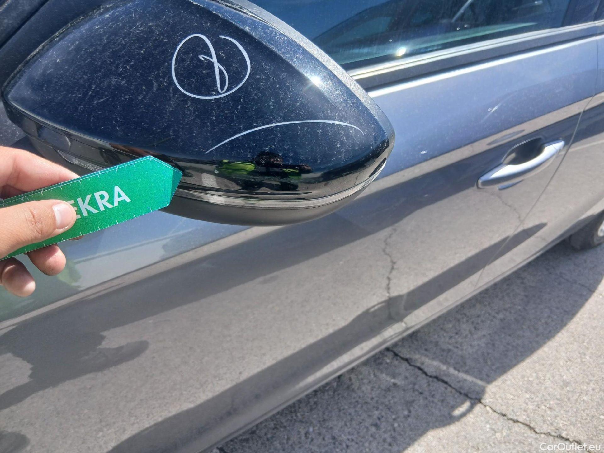  Opel  Corsa OPEL  / 2019 / 5P / berlina con portón 1.2T XHL 74kW (100CV) GS-Line #22