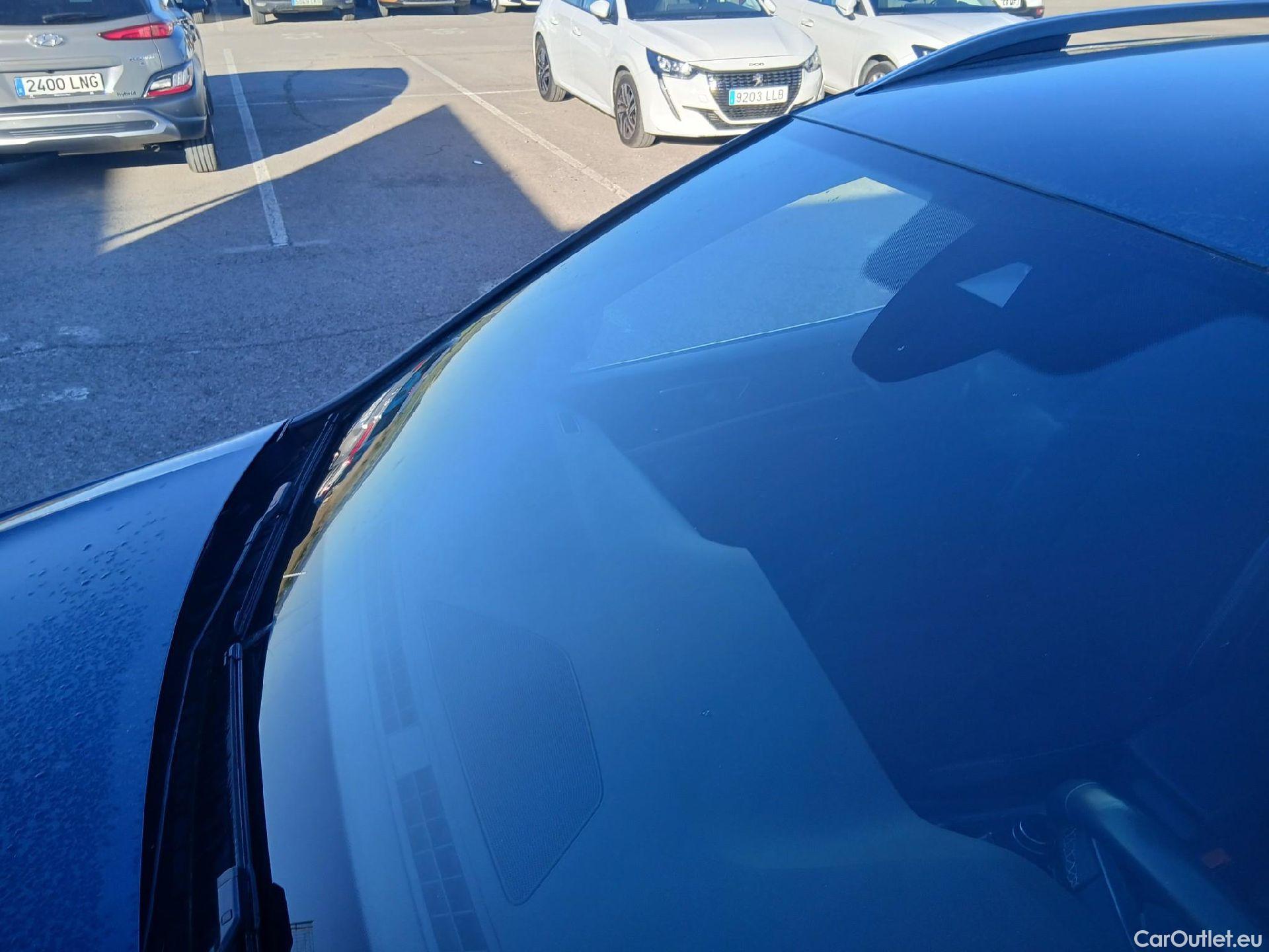  Seat  ATECA SEAT  / 2016 / 5P / todoterreno 1.5 TSI 110kW DSG X-Perience Go L(SP) #33