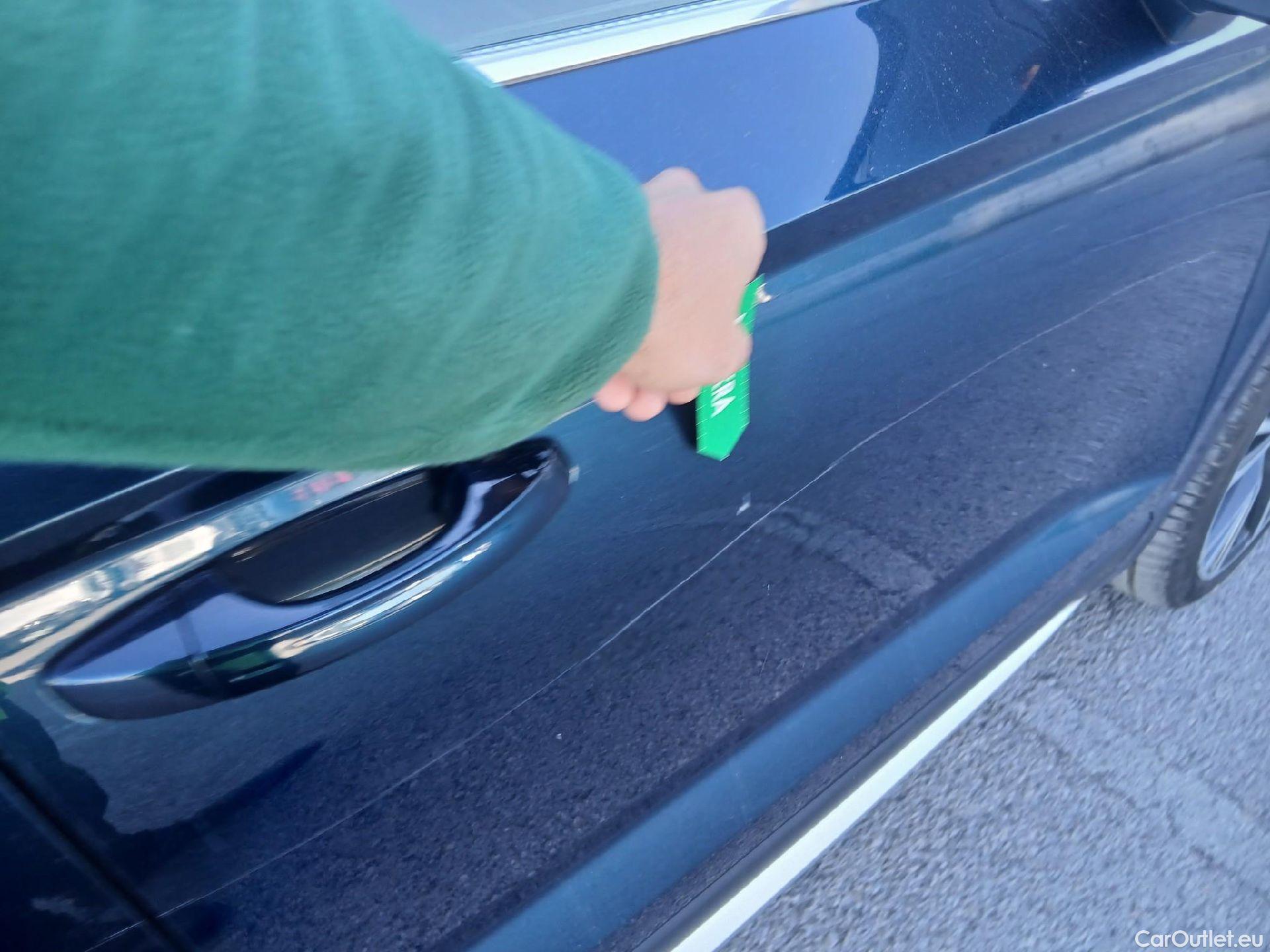  Seat  ATECA SEAT  / 2016 / 5P / todoterreno 1.5 TSI 110kW DSG X-Perience Go L(SP) #28