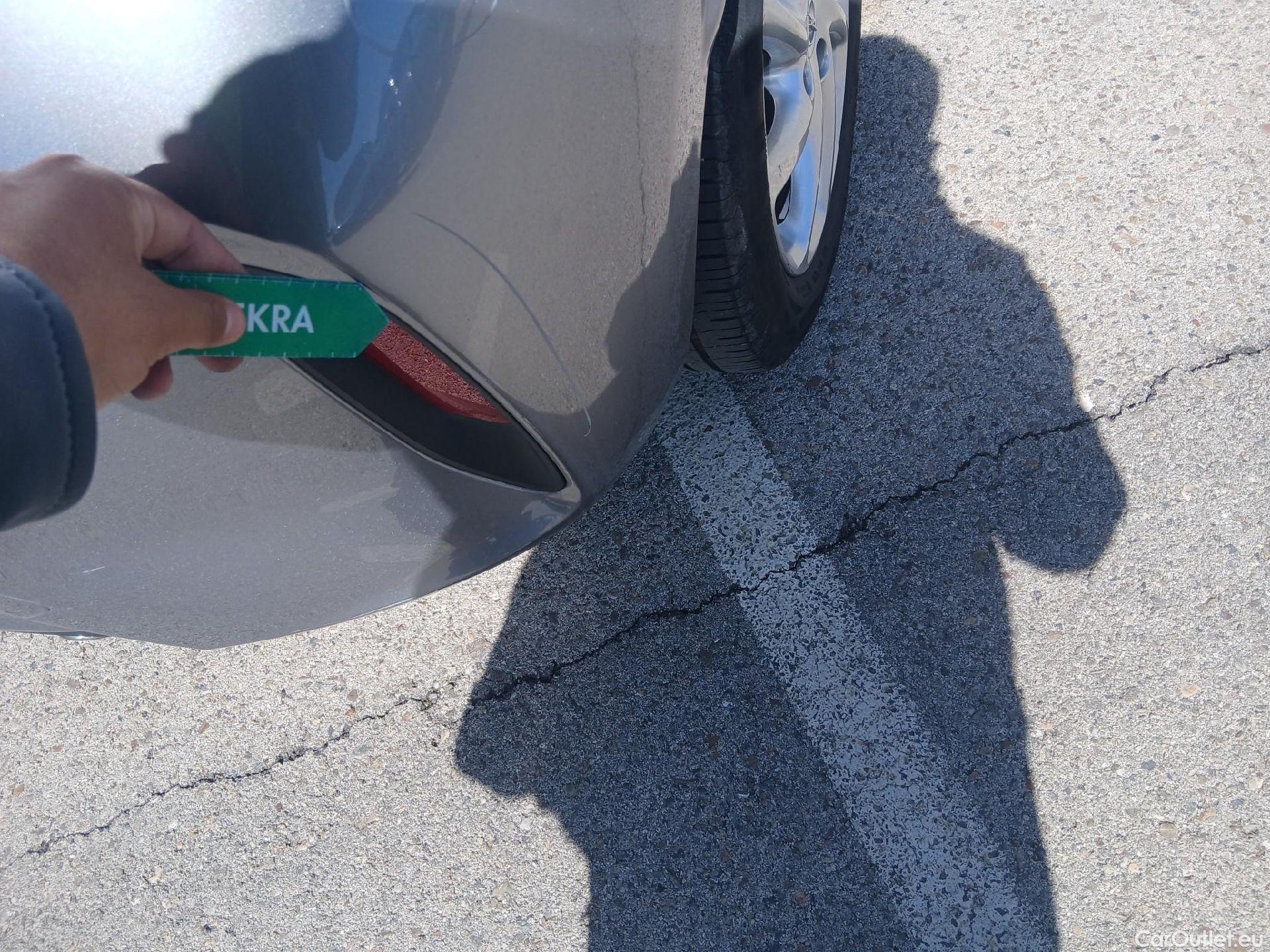  Opel  Corsa OPEL  / 2019 / 5P / berlina con portón 1.2T XHL 74kW (100CV) GS-Line #25