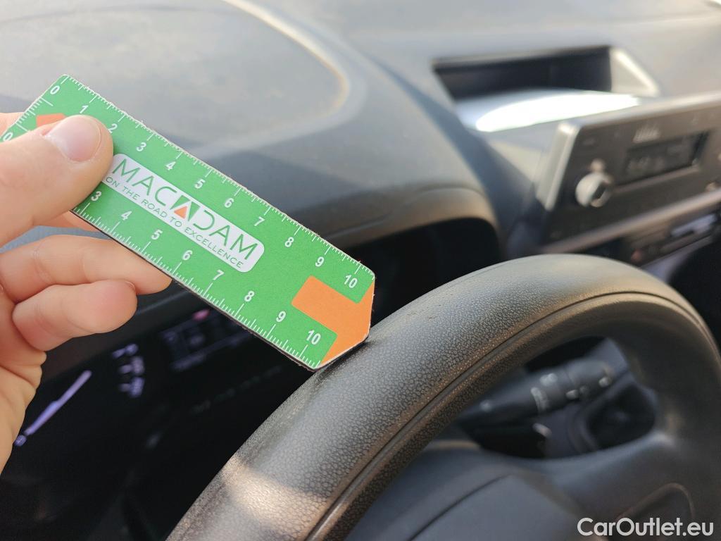  Citroen  Berlingo CITROEN  / 2018 / 4P / monovolumen compacto Talla M BlueHDi 100 S&S LIVE PACK #44