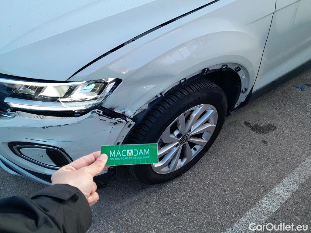  Volkswagen  T-ROC VOLKSWAGEN  / 2021 / 5P / todoterreno Life 1.5 TSI 110kW (150CV) DSG #10